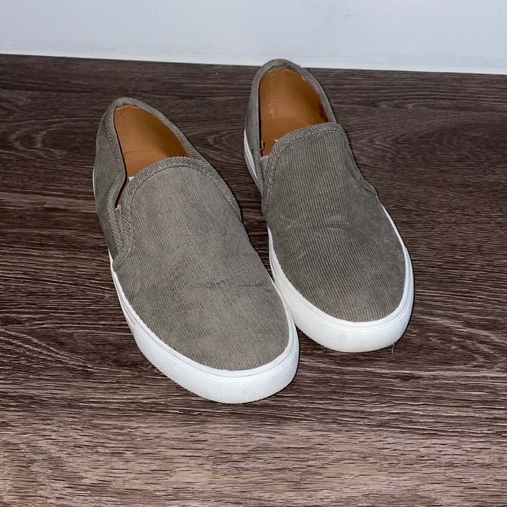 Steve Madden Slip On Sneakers